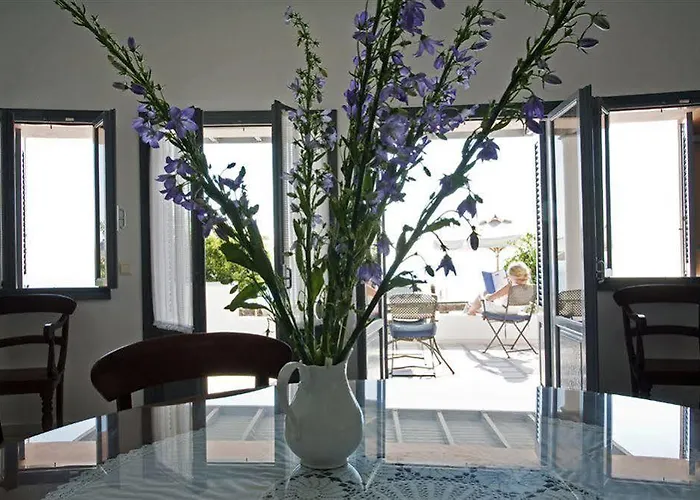 西诺拉斯费尔泰拉酒店