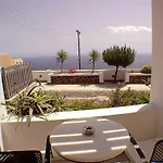 Hotel Xenones Filotera Imerovigli (Santorini)