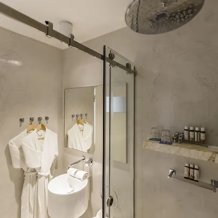 Xenones Filotera 4* Imerovigli (Santorini)