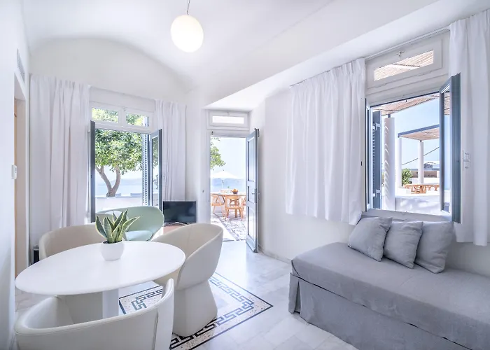 ホテル クセノス フィロテラ イメロヴィグリ